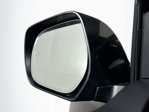 Used 2022 Lexus GX 460 Luxury w/ Sport Design Package image 16