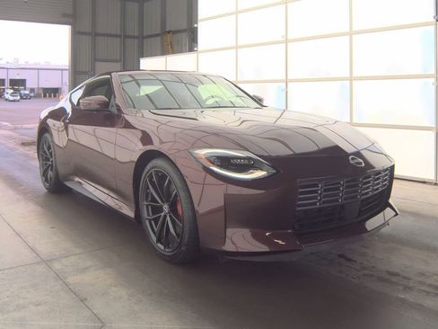 Used 2025 Nissan Z Performance w/ Floor Mat Package RWD image 3
