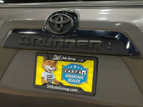 Used 2020 Toyota 4Runner Nightshade image 46