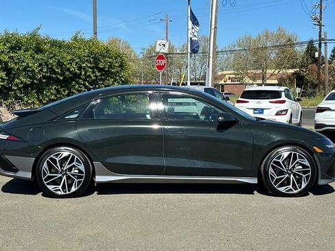 Used 2023 Hyundai Ioniq 6 Limited RWD image 3
