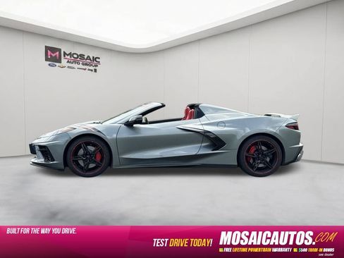 Used 2023 Chevrolet Corvette Stingray Convertible w/ Z51 Performance Package RWD image 5