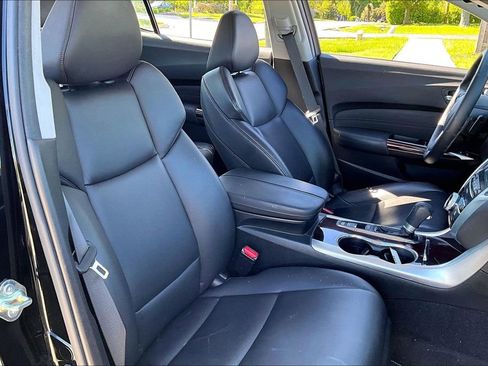 Used 2016 Acura TLX FWD image 25