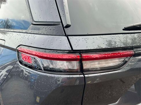 Certified 2023 Jeep Grand Cherokee Altitude image 13