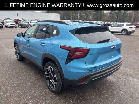 New 2026 Chevrolet Trax RS w/ Driver Confidence Package FWD image 5