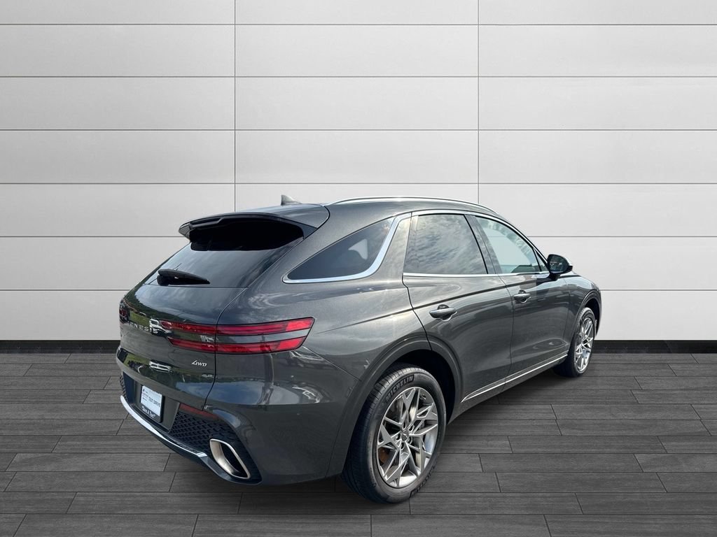 Used 2025 Genesis GV70 2.5T AWD/4WD image 3