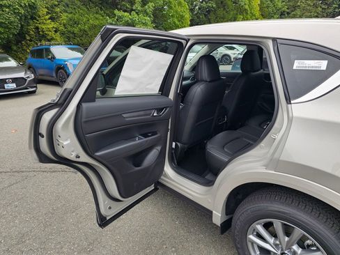 New 2025 MAZDA CX-5 AWD 2.5 S w/ Preferred Package image 23