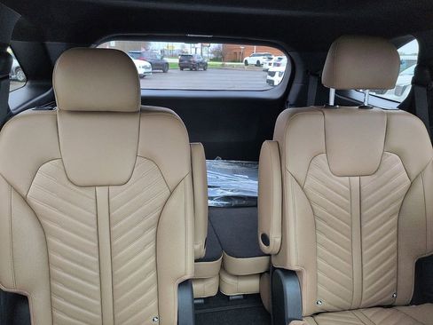 New 2026 Kia Sorento SX Prestige AWD/4WD image 8