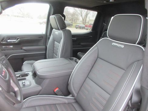 New 2026 GMC Sierra 1500 AT4X image 13