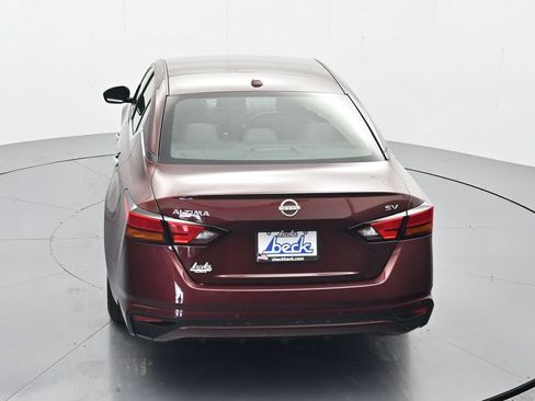 Certified 2024 Nissan Altima 2.5 SV FWD image 32