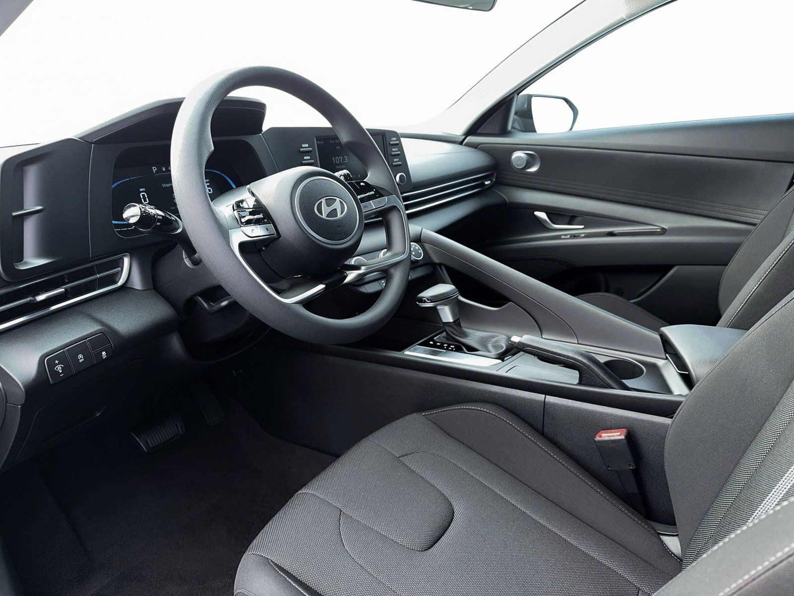 New 2026 Hyundai Elantra SE FWD image 14