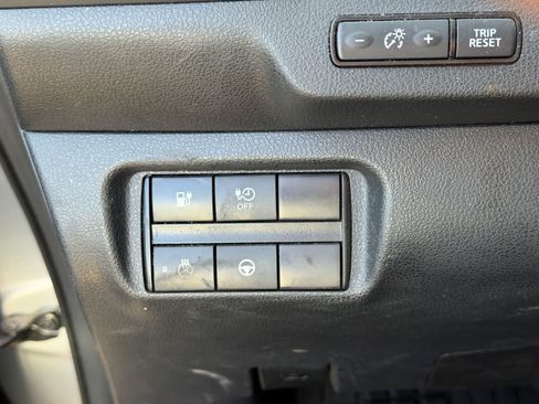 Certified 2022 Nissan Leaf SV Plus FWD image 13
