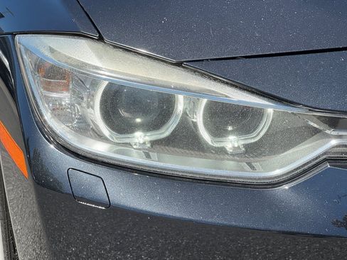 Used 2013 BMW 335i Sedan RWD image 11