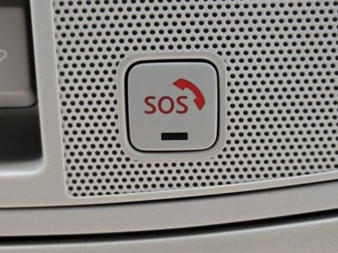 Used 2017 Nissan Sentra SL w/ SL Premium Technology Package image 34