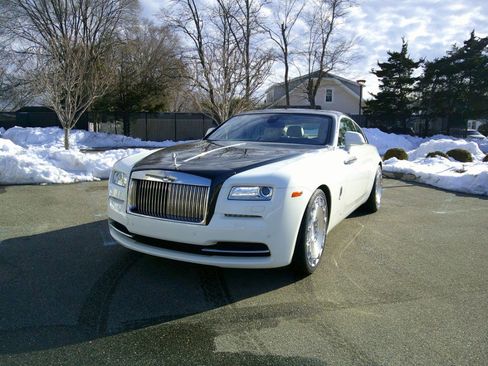 Used 2014 Rolls-Royce Wraith image 86