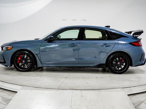 Used 2025 Honda Civic Type R image 5