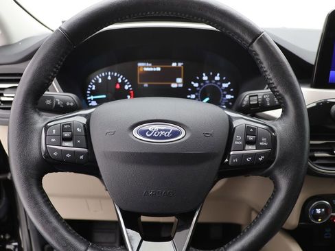 Used 2021 Ford Escape SEL image 17