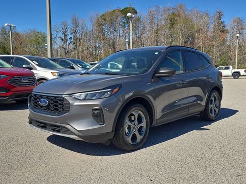 Used 2025 Ford Escape ST-Line image 3