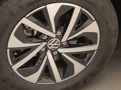 Used 2025 Volkswagen Jetta S FWD image 31