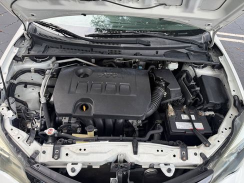 Used 2019 Toyota Corolla SE FWD image 27