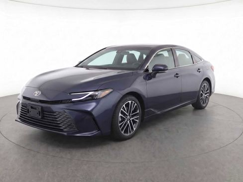Used 2026 Toyota Camry XLE w/ Premium Package AWD/4WD image 1