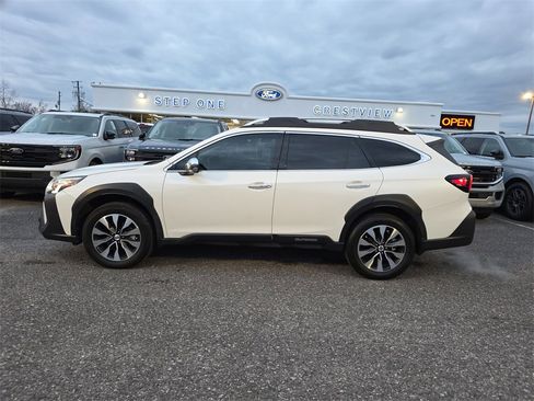 Used 2024 Subaru Outback Touring image 8