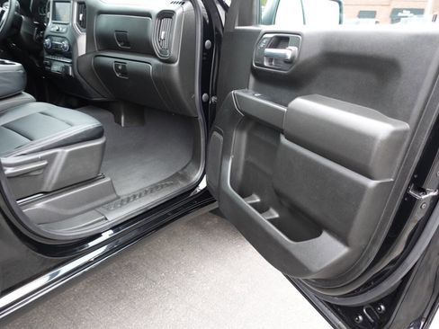 Used 2023 Chevrolet Silverado 1500 Custom image 30