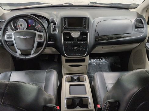 Used 2012 Chrysler Town & Country Touring w/ Entertainment Group #1 image 16