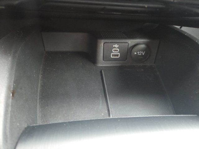 Used 2024 Ford Escape ST-Line w/ Tech Pack #1 AWD/4WD image 18