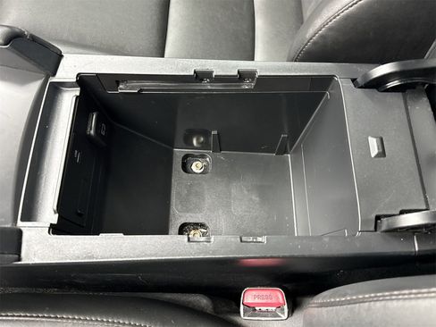 Used 2020 MAZDA MAZDA3 Sedan w/ Select Package image 35