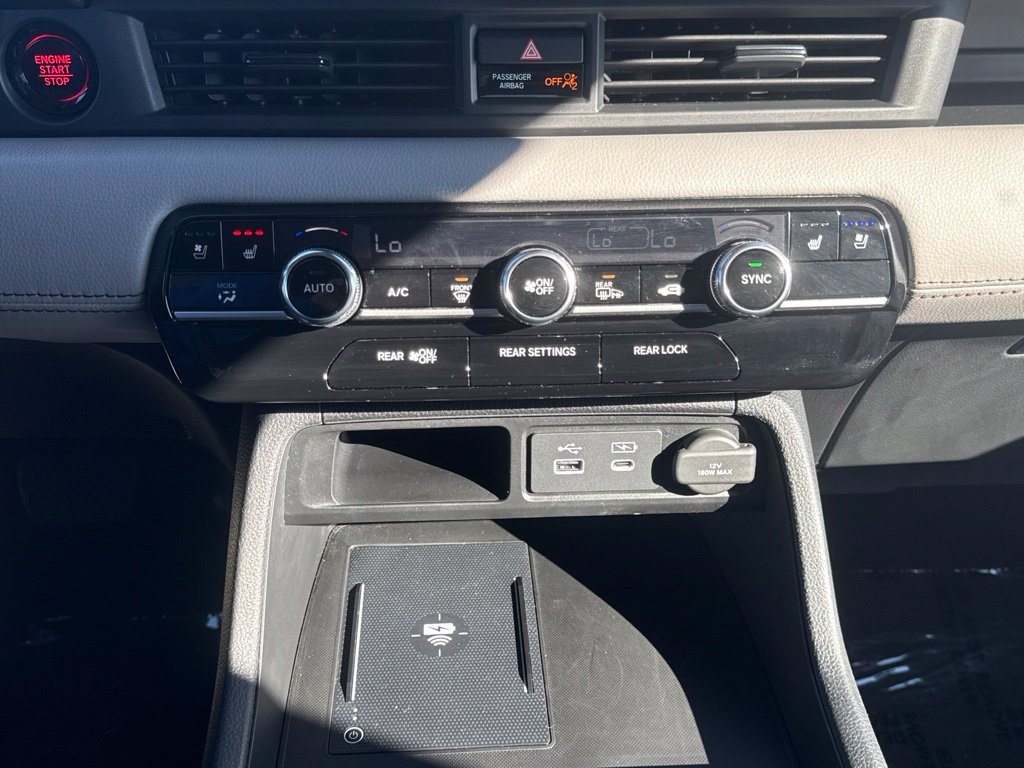 Certified 2025 Honda Pilot Elite image 35
