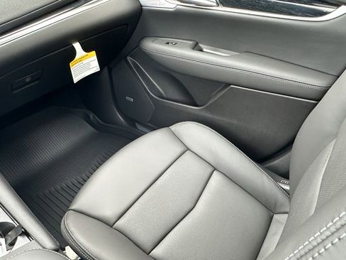 New 2025 Cadillac XT5 Premium Luxury w/ LPO, Floor Liner Package image 13