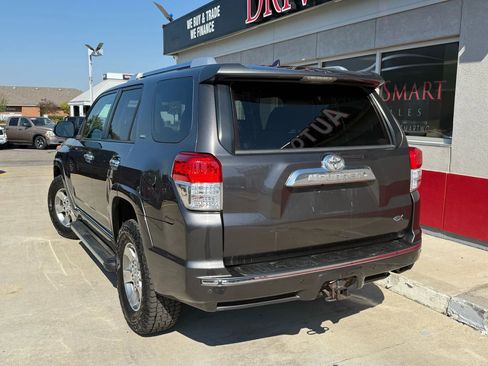 Used 2011 Toyota 4Runner SR5 image 4
