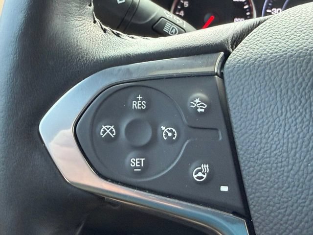 Used 2022 Chevrolet Traverse Premier FWD image 21