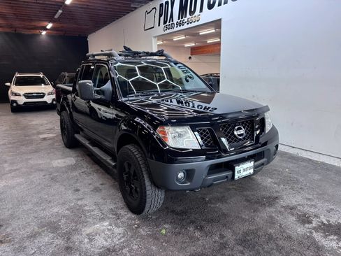 Used 2012 Nissan Frontier PRO-4X w/ Pro-4x Luxury Pkg AWD/4WD image 2