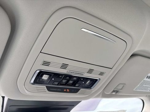 New 2026 Lincoln Nautilus Reserve w/ Jet Appearance Package AWD/4WD image 30