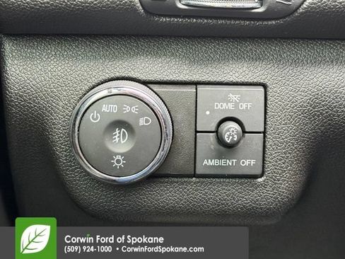 Used 2017 Chevrolet Traverse LT AWD/4WD image 28