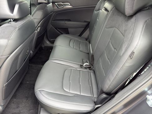 New 2026 Kia Sportage SX AWD/4WD image 21
