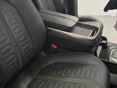 Used 2024 Rivian R1S Adventure AWD/4WD image 17