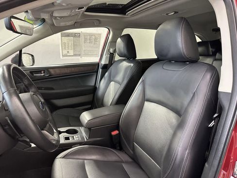 Used 2018 Subaru Outback 2.5i Limited image 10