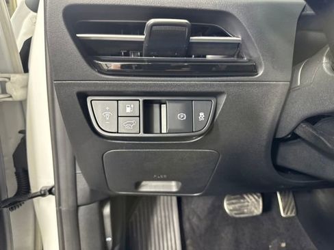 Used 2023 Kia EV6 GT-Line w/ GT-Line Suede Seat Package image 19