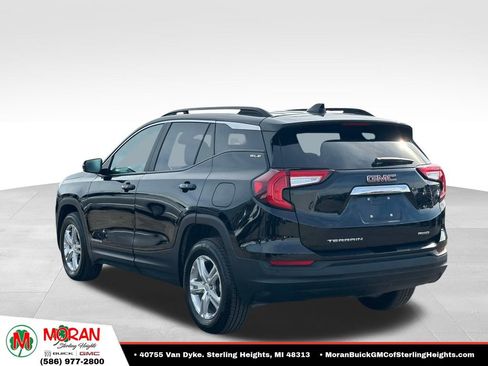 Certified 2023 GMC Terrain SLE w/ Driver Convenience Package AWD/4WD image 3