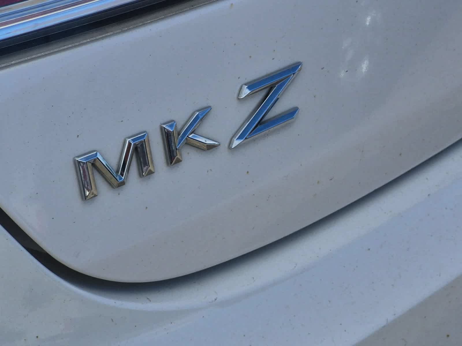 Used 2017 Lincoln MKZ Select FWD image 13
