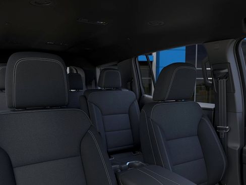 New 2026 Chevrolet Traverse LT w/ Driver Confidence Package FWD image 24