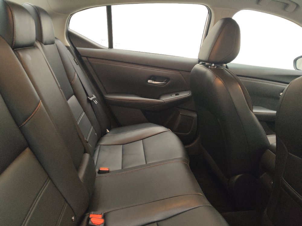 Used 2023 Nissan Sentra SR w/ SR Premium Package FWD image 19