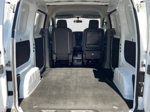 Used 2016 Nissan NV200 S w/ Back Door Glass Package FWD image 23