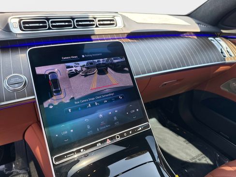 Used 2024 Mercedes-Benz S 580 4MATIC Sedan image 24