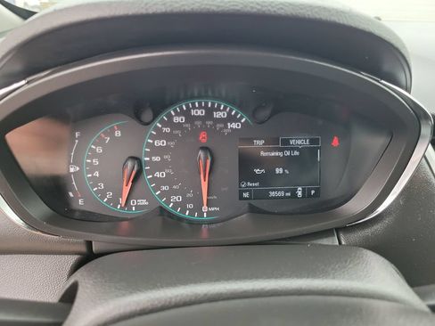 Used 2022 Chevrolet Trax LS w/ Tint and Cruise Package FWD image 20