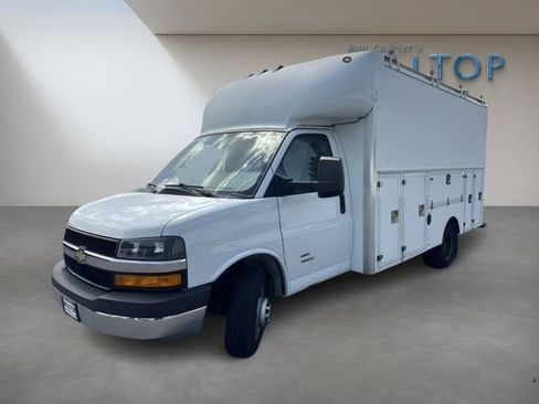 Used 2021 Chevrolet Express 4500 w/ Power Convenience Package RWD image 12