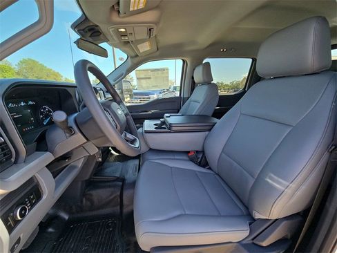 New 2025 Ford F250 XL image 19