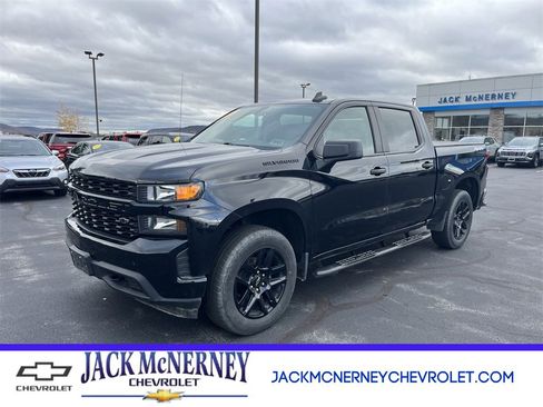 Certified 2022 Chevrolet Silverado 1500 Custom w/ LPO, Blackout Package image 1